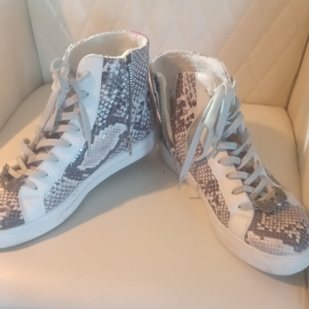 Steve Madden Snakeskin Zip Up High Top Italian Sneakers Lace Up Pink on Back 9.5 - Picture 2 of 7